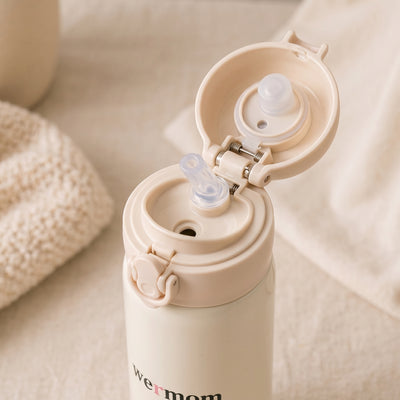 Daily Hydro Flow: All-in-One Insulated Bottle angle 3
